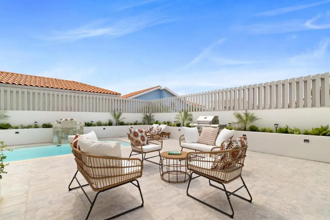 Villa 3Br Private Pool Retreat 4 Mins Drive By Bocobay Palm Beach 0*,